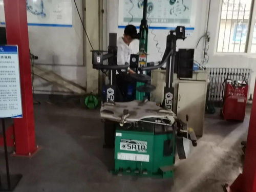 青春奉獻展風采，志愿服務踐初心——車輛工程學院開展建黨百年百場志愿服務之校園清掃活動